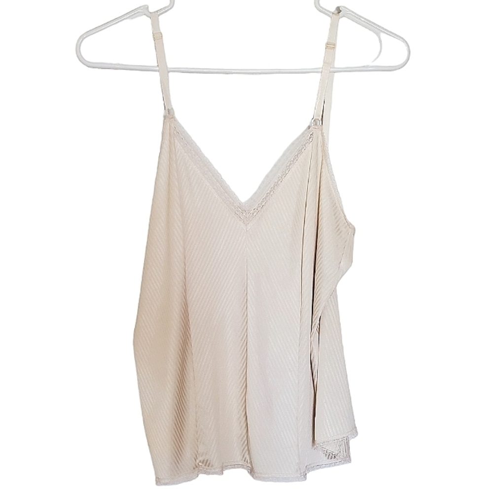 1432 * Unbranded Cami Ivory Cream Size 36 Vintage Made In USA Union Label